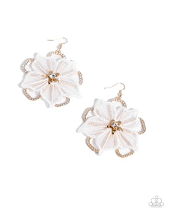 Paparazzi Jewelry Refined Recognition - Gold Earrings